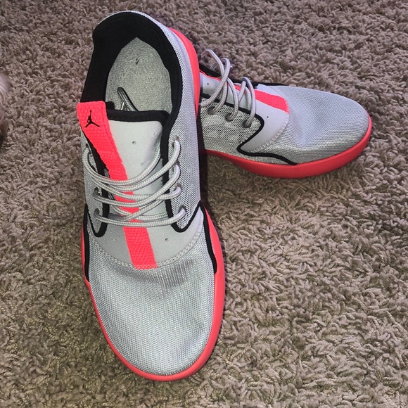 jordan trainers kids